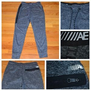 Men’s American Eagle Outfitters AE gray joggers pants, size S